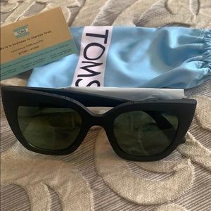 TOMS Sydney sunglasses